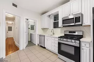 114 Shippen St, Weehawken, NJ 07086 - Photo 15