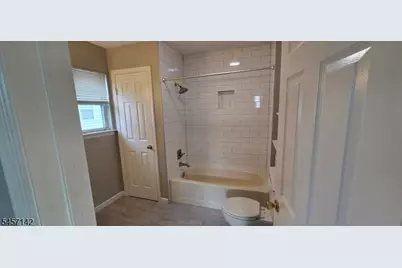 910 Reed Ct, Raritan Township, NJ 08822 - Photo 17