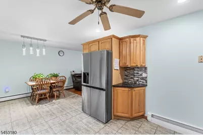 130 Vreeland Ave, Bloomingdale, NJ 07403 - Photo 9