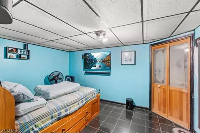 130 Vreeland Ave, Bloomingdale, NJ 07403 - Photo 21