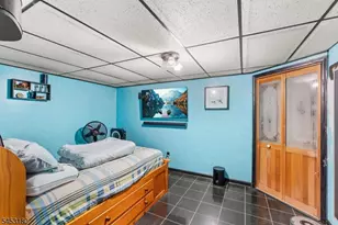 130 Vreeland Ave, Bloomingdale, NJ 07403 - Photo 21