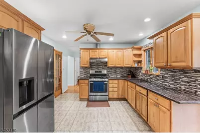 130 Vreeland Ave, Bloomingdale, NJ 07403 - Photo 7