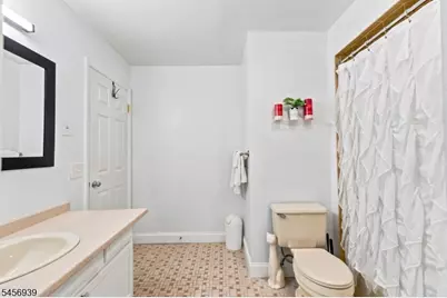 5C New Bedford Rd, West Milford, NJ 07480 - Photo 23