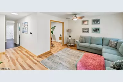 5C New Bedford Rd, West Milford, NJ 07480 - Photo 13