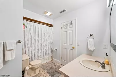 5C New Bedford Rd, West Milford, NJ 07480 - Photo 21