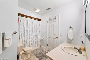 5 C New Bedford Rd, West Milford, NJ 07480 - Photo 21