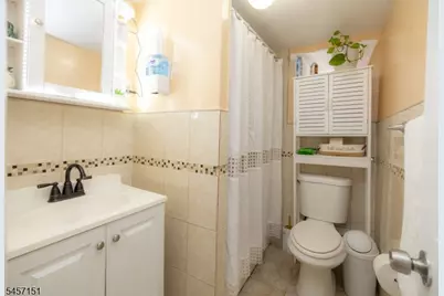 222 Bowers St, Jersey City, NJ 07307 - Photo 9