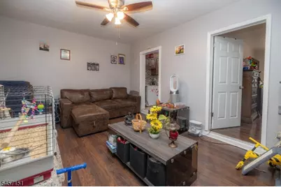 222 Bowers St, Jersey City, NJ 07307 - Photo 19