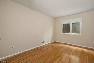 103 Continental Rd, Parsippany, NJ 07950 - Photo 19
