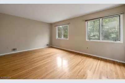 103 Continental Rd, Parsippany, NJ 07950 - Photo 15