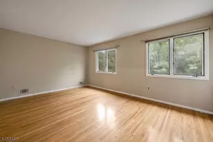 103 Continental Rd, Parsippany, NJ 07950 - Photo 15