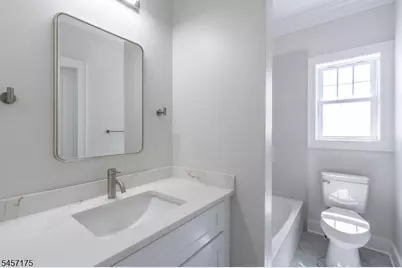 54 Navajo Ave, Parsippany, NJ 07034 - Photo 15