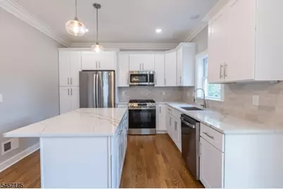 54 Navajo Ave, Parsippany, NJ 07034 - Photo 5