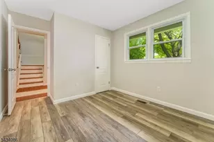 10 Lynnfield Terrace, Lopatcong Township, NJ 08865 - Photo 31