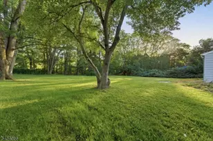 10 Lynnfield Terrace, Lopatcong Township, NJ 08865 - Photo 37