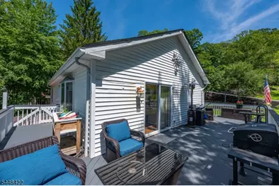 38 Oneida Ave, Hopatcong, NJ 07843 - Photo 27