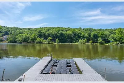 38 Oneida Ave, Hopatcong, NJ 07843 - Photo 25