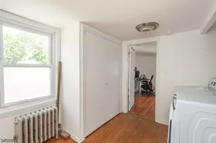 39 Midland Ave, Montclair, NJ 07042 - Photo 15