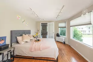 39 Midland Ave, Montclair, NJ 07042 - Photo 11
