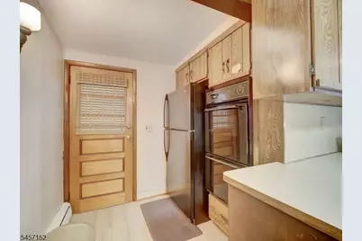 320 E 1st Ave, Roselle, NJ 07203 - Photo 11