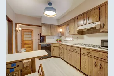 320 E 1st Ave, Roselle, NJ 07203 - Photo 13