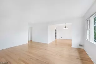 311 Temple Pl, Westfield, NJ 07090 - Photo 7