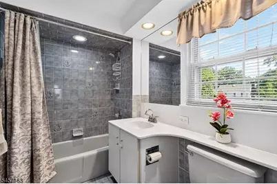 665 Fairfield Way, Union Township, NJ 07083 - Photo 19