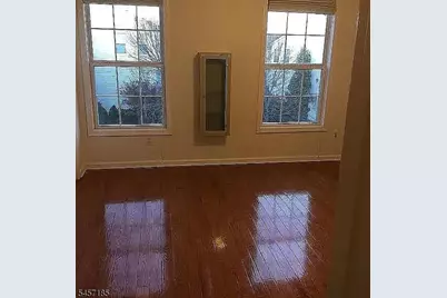 215 Stratford Dr, Nutley, NJ 07110 - Photo 9