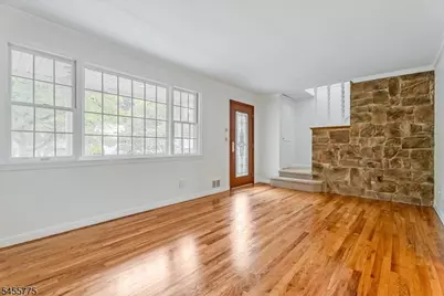 15 Oak Ln, Verona, NJ 07044 - Photo 7