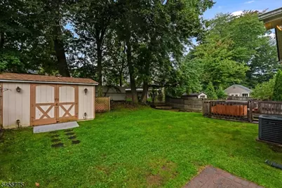 15 Oak Ln, Verona, NJ 07044 - Photo 35