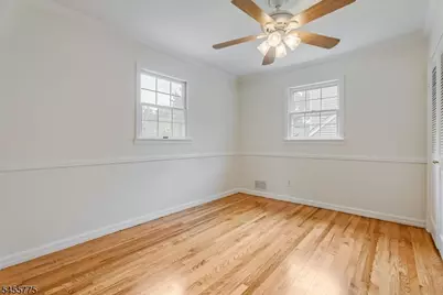 15 Oak Ln, Verona, NJ 07044 - Photo 19