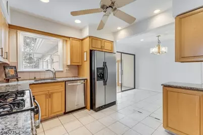 15 Oak Ln, Verona, NJ 07044 - Photo 17