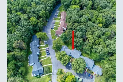 1303 Timber Oaks Rd, Edison, NJ 08820 - Photo 11
