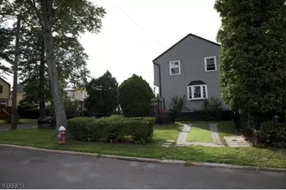81 S Prospect Terrace, Teaneck Township, NJ 07666 - Photo 3