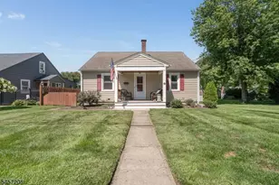 31 Victory Ave, Pohatcong Township, NJ 08865 - Photo 3