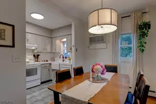 410 Cornelia St, Boonton Town, NJ 07005 - Photo 21