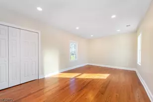 50 Grand Ave, Ridgefield, NJ 07660 - Photo 31