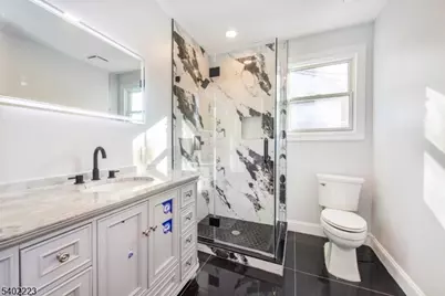 50 Grand Ave, Ridgefield, NJ 07660 - Photo 19