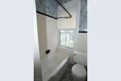 8 High St, Stanhope, NJ 07874 - Photo 19