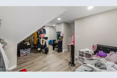 69 Oakland Ter, Newark, NJ 07106 - Photo 21