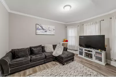 69 Oakland Ter, Newark, NJ 07106 - Photo 5