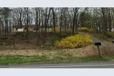 57 Pidgeon Hill Rd, Wantage, NJ 07461 - Photo 1