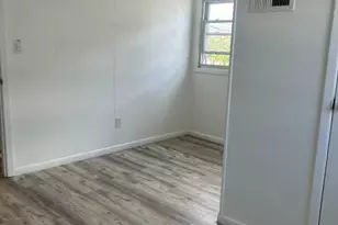 311 E 26th St, Paterson, NJ 07514 - Photo 11