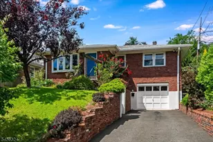 12 Francis Pl, Montclair, NJ 07042 - Photo 1