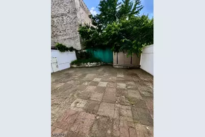 81 Jefferson St, Paterson, NJ 07522 - Photo 3