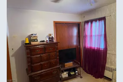 81 Chestnut Ave, Irvington, NJ 07111 - Photo 15