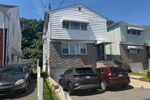 81 Chestnut Ave, Irvington, NJ 07111 - Photo 3