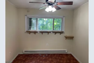 28 Harvard Trl, Hopatcong, NJ 07843 - Photo 7