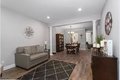 145 Levinberg Ln, Wayne, NJ 07470 - Photo 5
