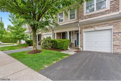 145 Levinberg Ln, Wayne, NJ 07470 - Photo 3